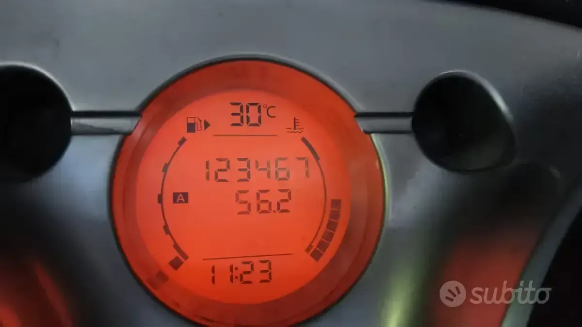 Usata Nissan Qashqai 115 CV (84 kW) 2009 Grigio SUV