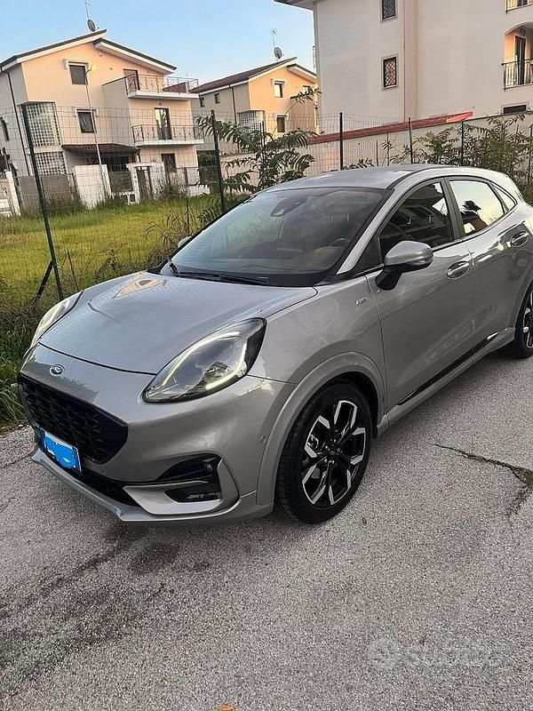 Usata Ford Puma ST-Line X 125 CV (91 kW) 2023 Grigio Berlina
