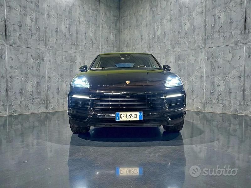 Usata Porsche Cayenne 339 CV (249 kW) 2021 Nero SUV