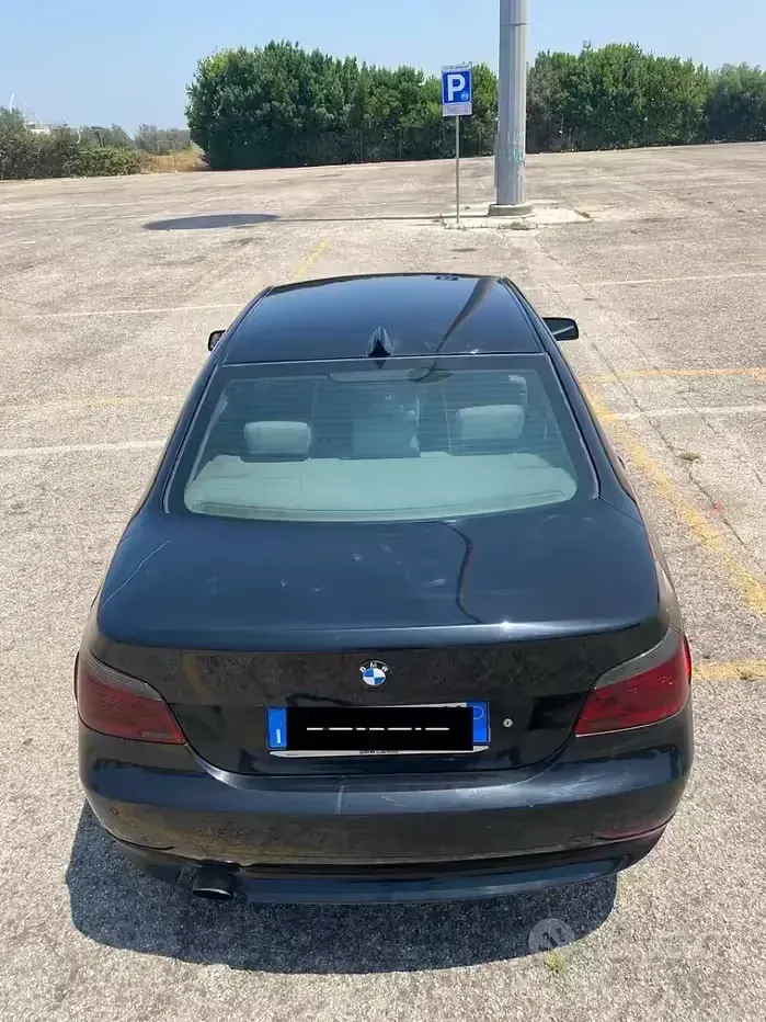 Usata BMW 520 Comfort Edition 163 CV (119 kW) 2005 Nero Berlina
