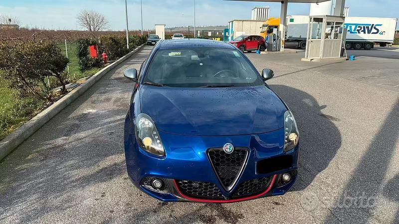 Usata Alfa Romeo Giulietta 120 CV (88 kW) 2016 Blu Utilitaria