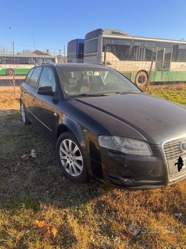 Usata 2006 Audi A4 Station wagon | 1000 € (Super prezzo) - Immagine 1/4