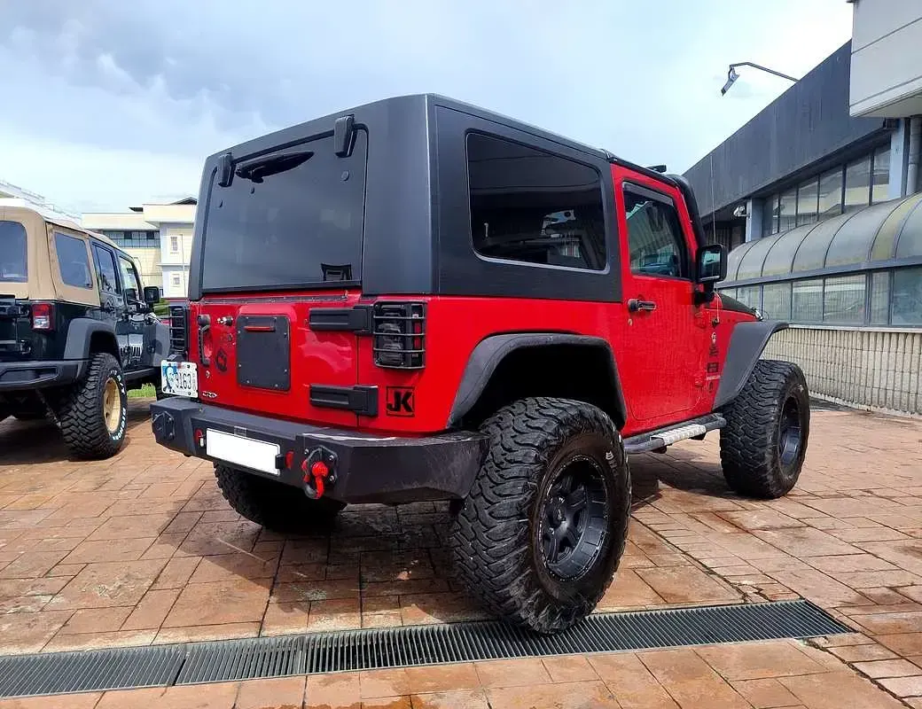 Usata Jeep Wrangler Sport 177 CV (130 kW) 2007 Rosso SUV