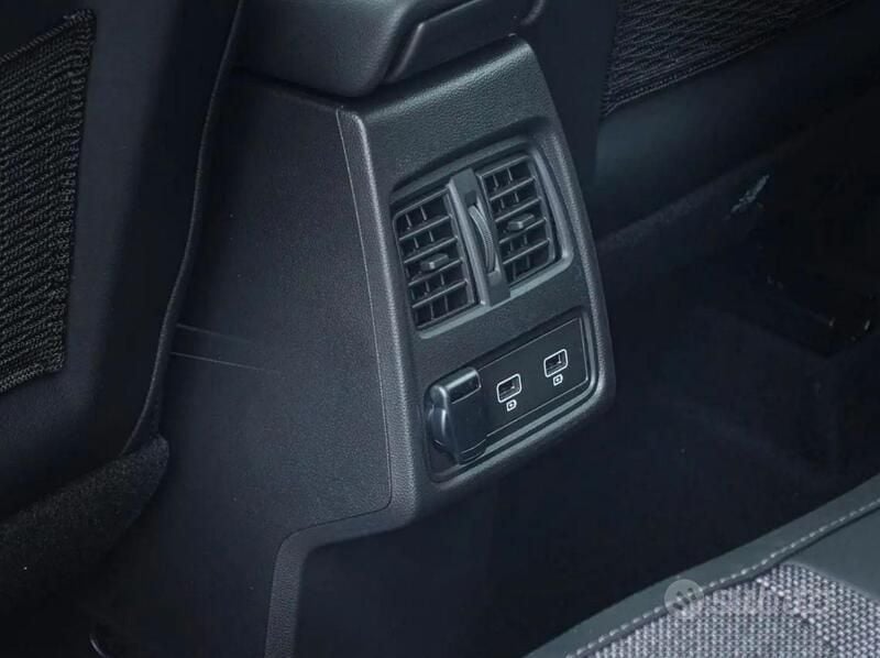 Usata Renault Captur 101 CV (74 kW) 2020 SUV