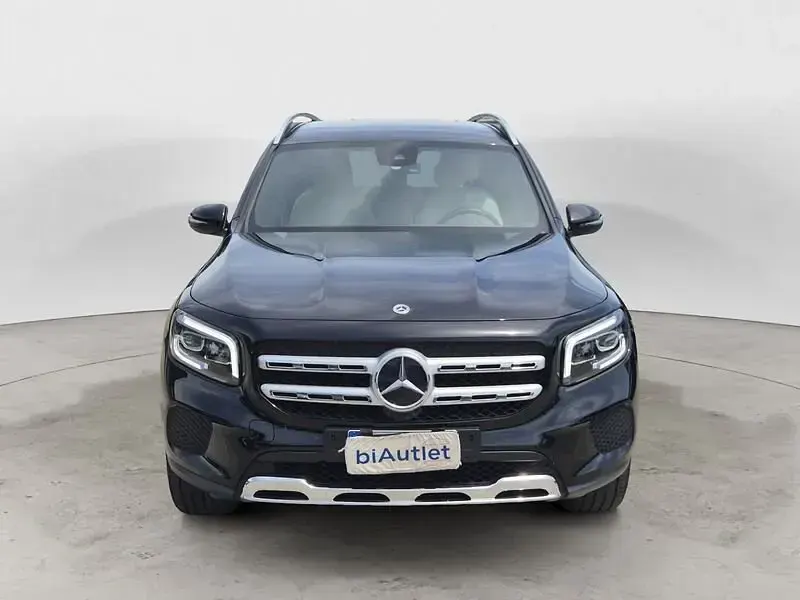 Usata Mercedes GLB180 116 CV (85 kW) 2022 Nero SUV