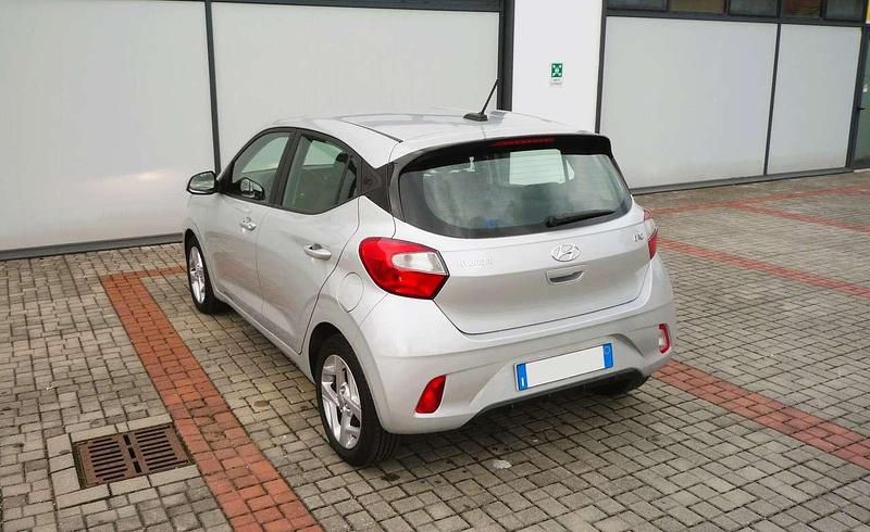 Nuova Hyundai i10 63 CV (46 kW) 2026 Grigio Utilitaria