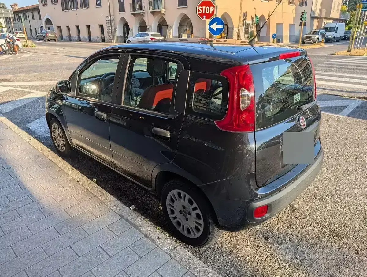 Usata Fiat Panda 69 CV (50 kW) 2016 Nero Utilitaria