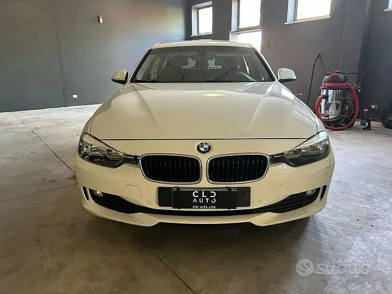 Usata BMW 316 Luxury Line 116 CV (85 kW) 2016 Bianco Station wagon