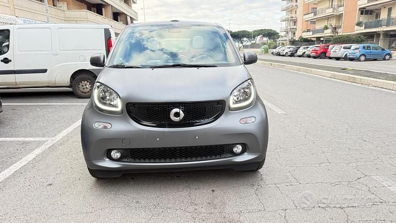Usata Smart ForTwo Cabrio Passion 71 CV (52 kW) 2019 Grigio Cabrio