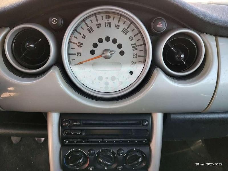 Usata Mini Cooper 116 CV (85 kW) 2003 Utilitaria