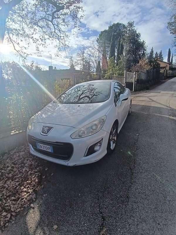 Usata Peugeot 308 CC Allure 111 CV (81 kW) 2012 Cabrio