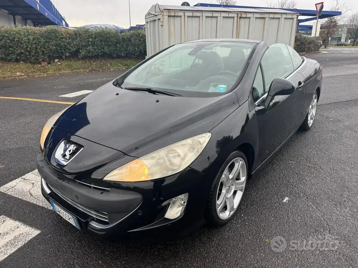 Usata Peugeot 308 CC 140 CV (102 kW) 2009 Nero Cabrio