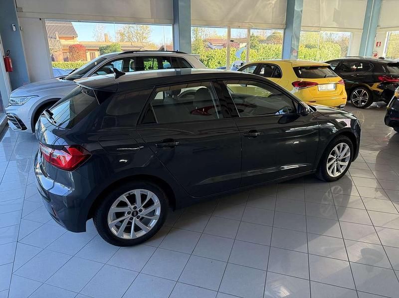 Usata Audi A1 Sportback Admired 95 CV (69 kW) 2022 Grigio Utilitaria