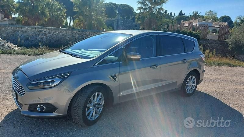 Usata Ford S-MAX S 150 CV (110 kW) 2016 Monovolume