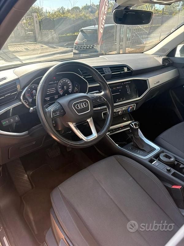 Usata Audi Q3 Business 150 CV (110 kW) 2019 Grigio SUV