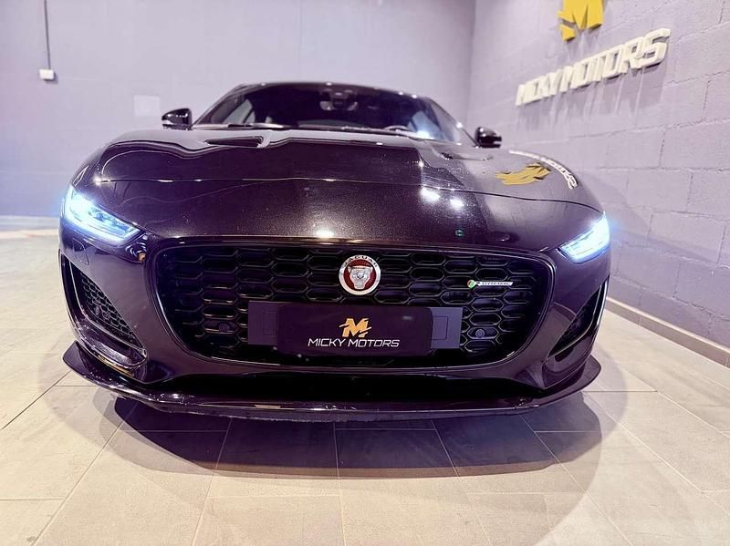 Usata Jaguar F-Type R-Dynamic 300 CV (220 kW) 2021 Nero Coupé
