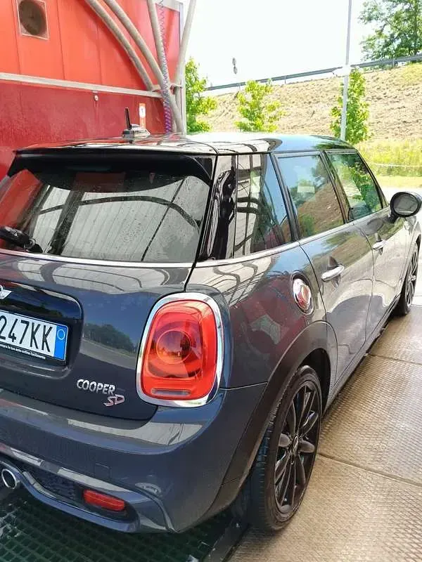 Usata Mini Cooper SD Business 170 CV (125 kW) 2016 Utilitaria