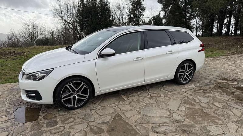 Usata Peugeot 308 SW GT-line 131 CV (96 kW) 2019 Other Station wagon