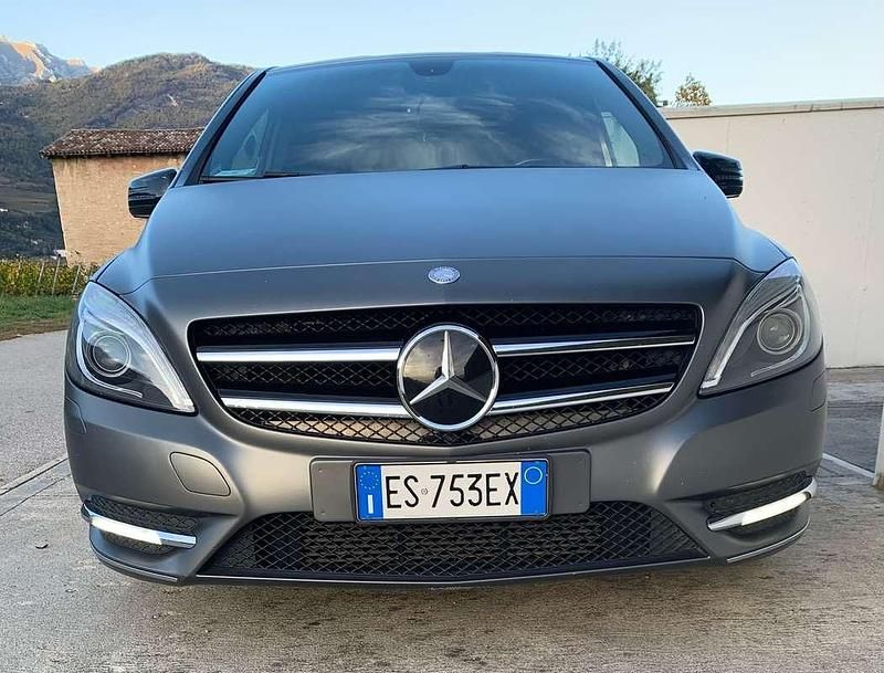 Usata Mercedes B180 Premium 109 CV (80 kW) 2013 Monovolume