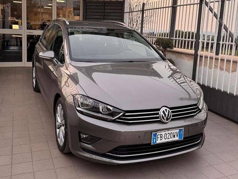 Usata VW Golf Sportsvan Highline 150 CV (110 kW) 2015 Grigio Monovolume