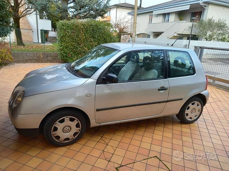 Usata VW Lupo 2002 Grigio Utilitaria