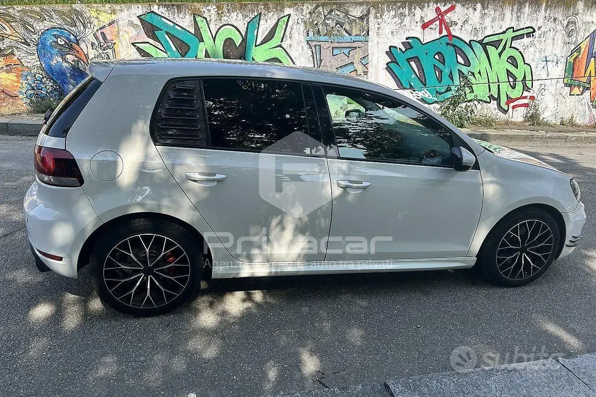 Usata VW Golf VI Highline 160 CV (117 kW) 2010 Bianco Utilitaria