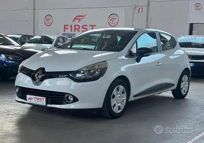 Usata Renault Clio IV 75 CV (55 kW) 2013 Bianco Berlina