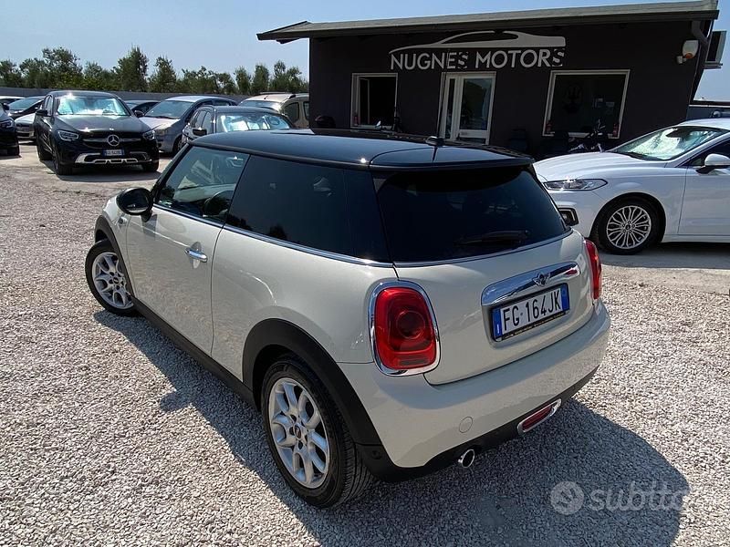 Usata Mini One D Business 95 CV (69 kW) 2016 Bianco Utilitaria