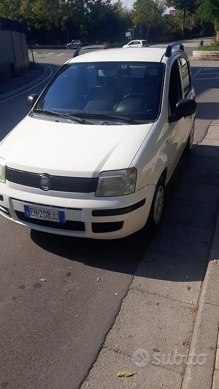 Usata Fiat Panda Emotion 75 CV (55 kW) 2010 Bianco Utilitaria