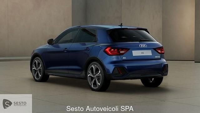Usata Audi A1 Design 116 CV (85 kW) 2024 Blu SUV