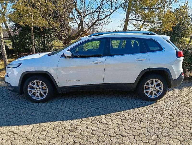 Occasion Jeep Cherokee 140 ch (102 kW) 2014 Blanc SUV
