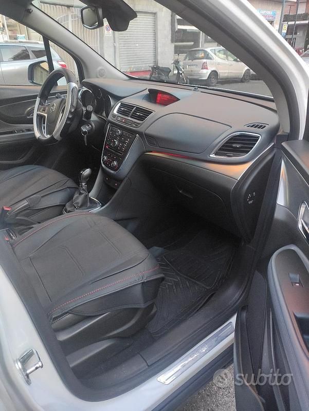 Usata Opel Mokka 140 CV (102 kW) 2015 Bianco SUV