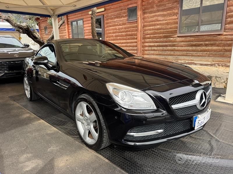 Usata Mercedes SLK200 183 CV (134 kW) 2015 Nero Cabrio