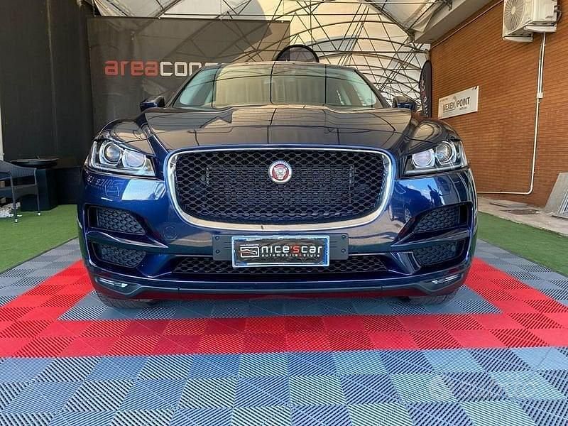 Usata Jaguar F-Pace Prestige 180 CV (132 kW) 2017 Blu SUV