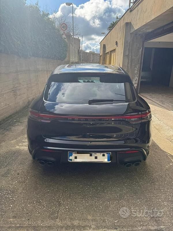 Usata Porsche Macan 265 CV (194 kW) 2024 Nero SUV