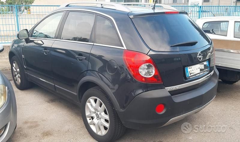 Usata Opel Antara Cosmo 149 CV (109 kW) 2009 Nero SUV