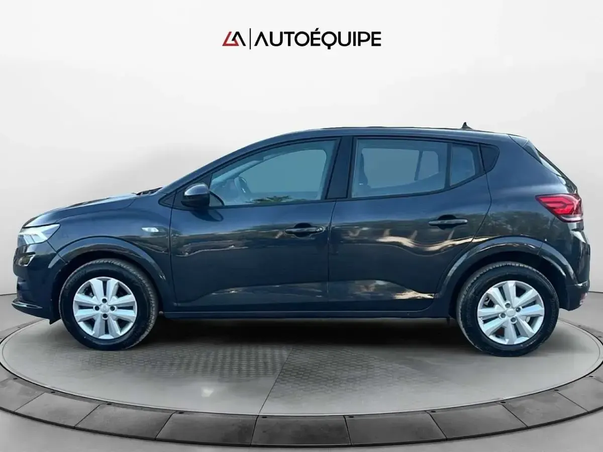 Usata Dacia Sandero Expression 101 CV (74 kW) 2023 Grigio Berlina
