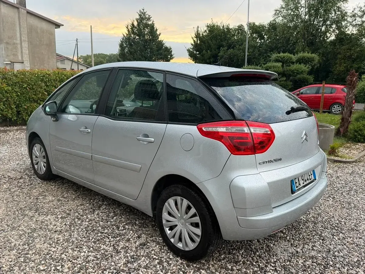 Usata Citroën C4 Picasso 109 CV (80 kW) 2010 Grigio Monovolume