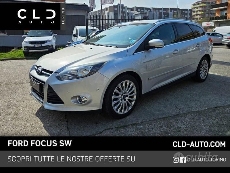 Usata Ford Focus 150 CV (110 kW) 2011 Grigio Station wagon