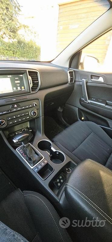 Usata Kia Sportage 141 CV (103 kW) 2018 Bianco SUV