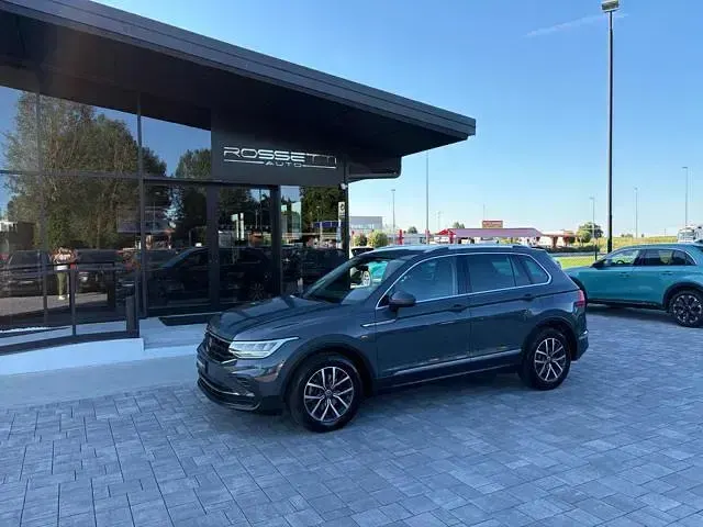 Usata VW Tiguan 150 CV (110 kW) 2022 Grigio SUV
