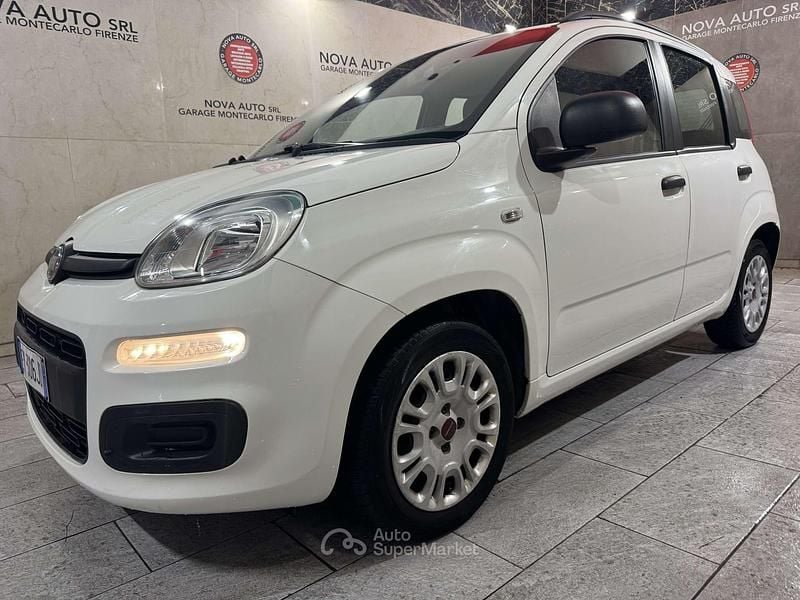 Usata Fiat Panda Easy 69 CV (50 kW) 2015 Bianco Utilitaria