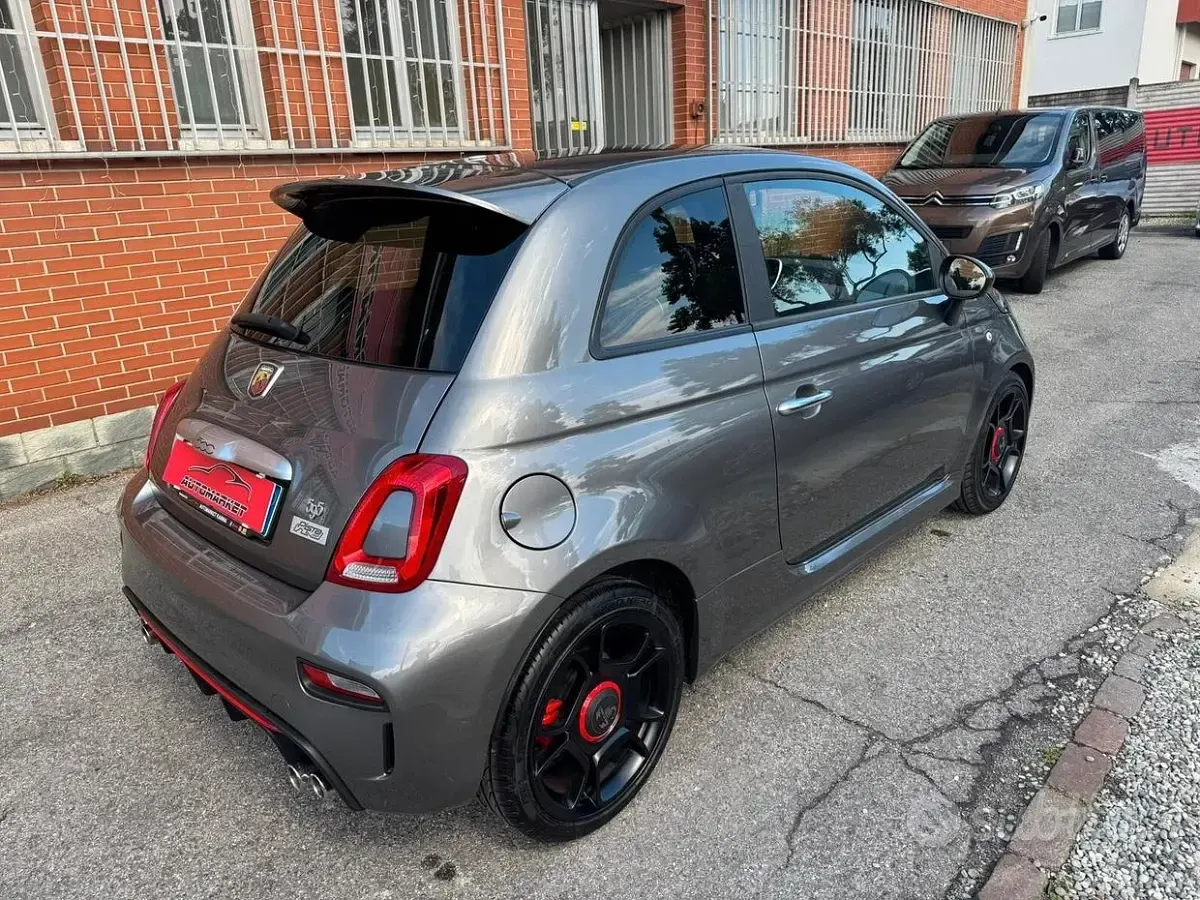Usata Abarth 595 Pista 160 CV (117 kW) 2019 Grigio Berlina