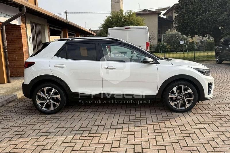 Usata Kia Stonic GT-Line 99 CV (72 kW) 2021 Bianco SUV