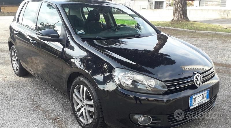 Usata VW Golf VI Comfortline 110 CV (80 kW) 2009 Nero Utilitaria