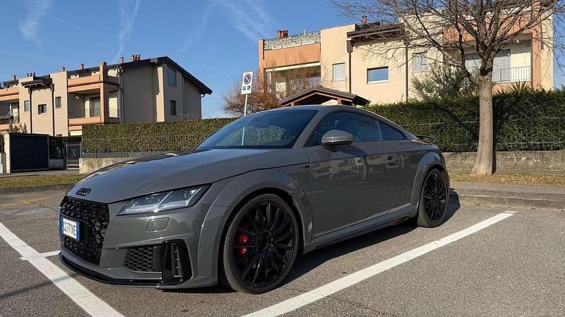 Grigio Usata 2019 Audi TT S-Line Coupé | 44.000 € - Immagine 1/4