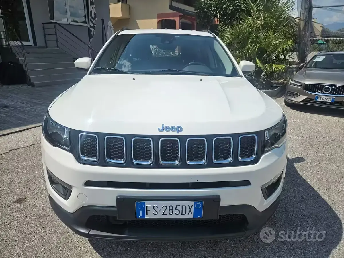 Usata Jeep Compass Limited 140 CV (102 kW) 2018 Bianco SUV