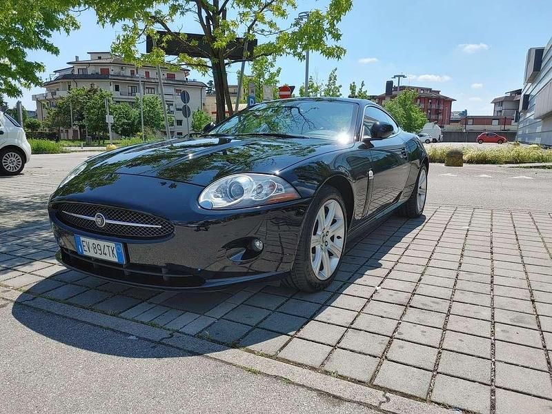 Usata Jaguar XK 298 CV (219 kW) 2007 Nero Coupé