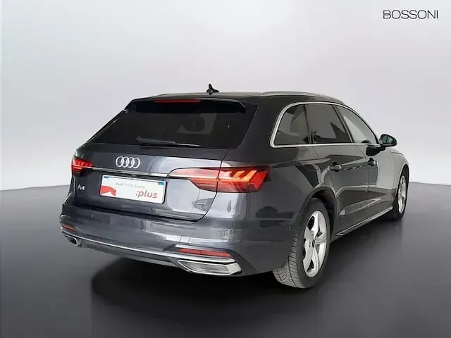 Usata Audi A4 Advanced Plus 204 CV (150 kW) 2023 Grigio manhattan metallizzato Station wagon