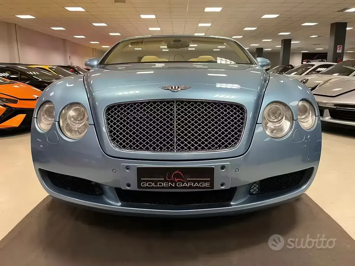 Usata Bentley Continental GT Convertible 559 CV (411 kW) 2007 Blu Cabrio